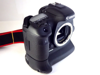 Canon Eos 7d mark ii bg-e16 battery grip set Image