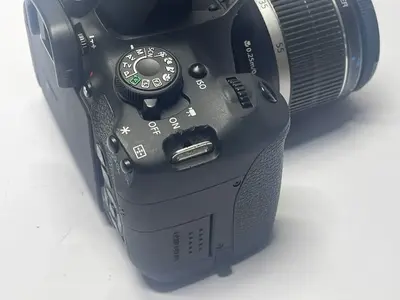 Canon Eos rebel t5i 700d Image