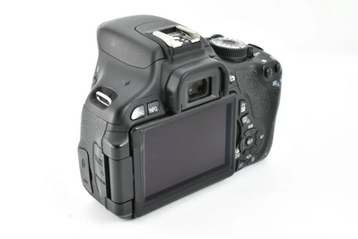 Canon Eos kiss x5 Image