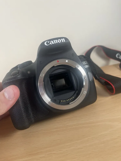 Canon 1200D Image