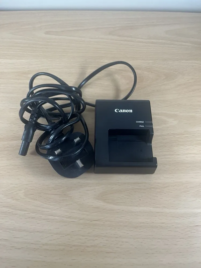 Canon 1200D Image