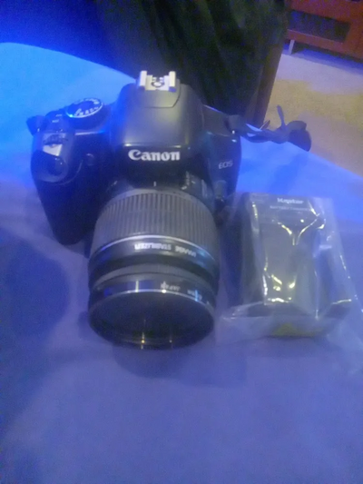 Canon 4000d Image