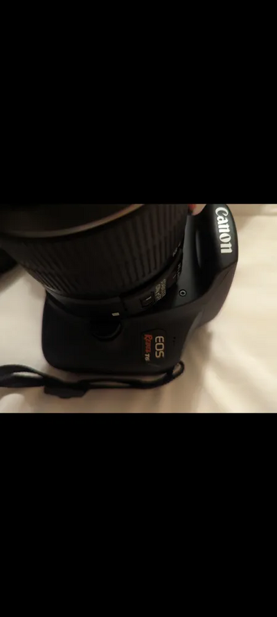 Canon T6 Image