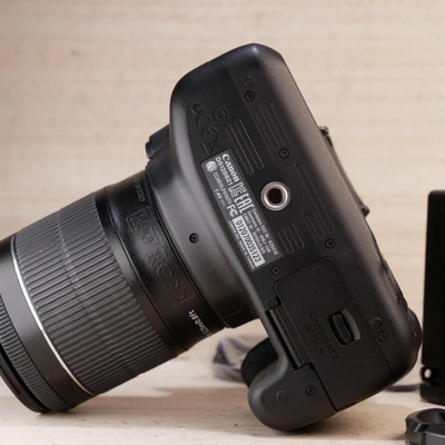 Canon T6 Image