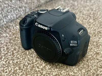 Canon EOS 600D (EOS Rebel T3i / EOS Kiss X5) Image