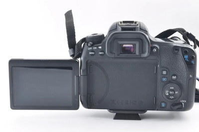 Canon EOS 9000D Image