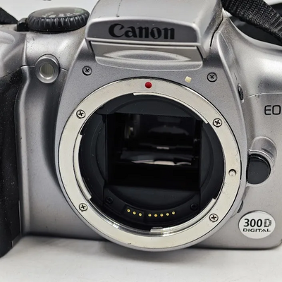Canon EOS 300D Image