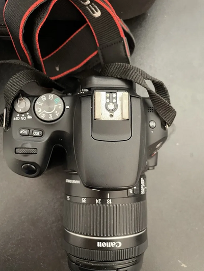 Canon EOS Rebel SL2 Image