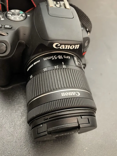 Canon EOS Rebel SL2 Image