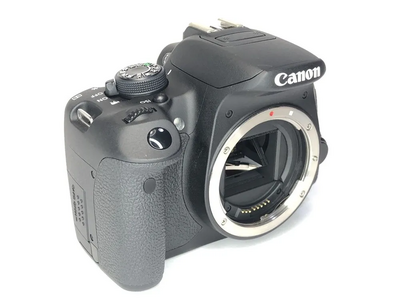 Canon Kiss X7i Image