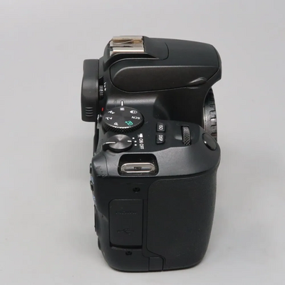 Canon CANON EOS REBEL SL3 DSLR , Built-in Wi-Fi, Dual Pixel CMOS AF and 3.0 inch Vari-angle Touch Screen, Body, Black Image