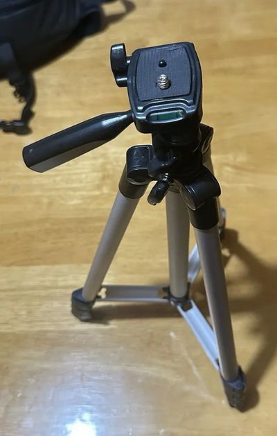 Canon EOS Rebel T7i Image