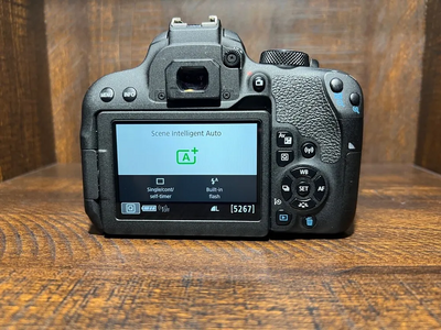 Canon Eos rebel t7i Image