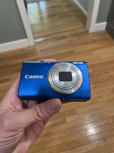 Canon PowerShot A4000IS Image