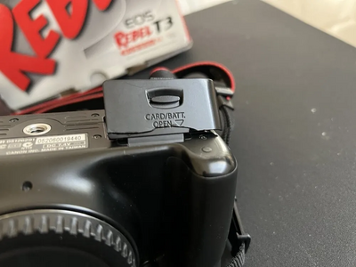Canon Eos rebel t3 Image