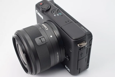 Canon Eos m10 Image