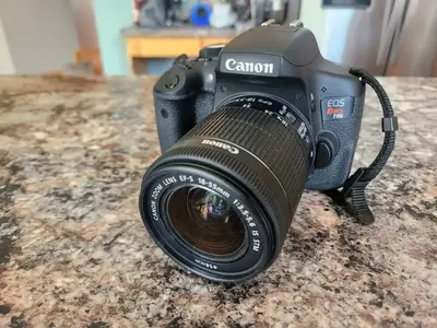 Canon Eos rebel t6i Image