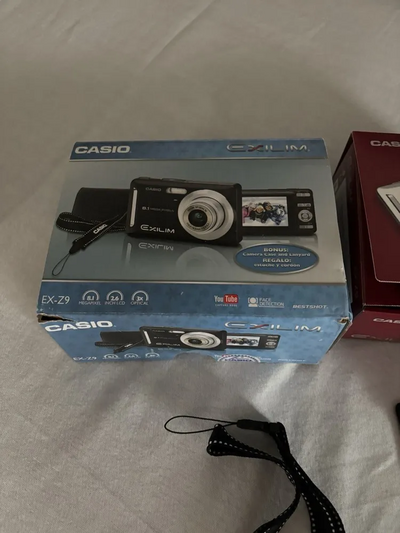 Casio Zoom EX-Z9 Image