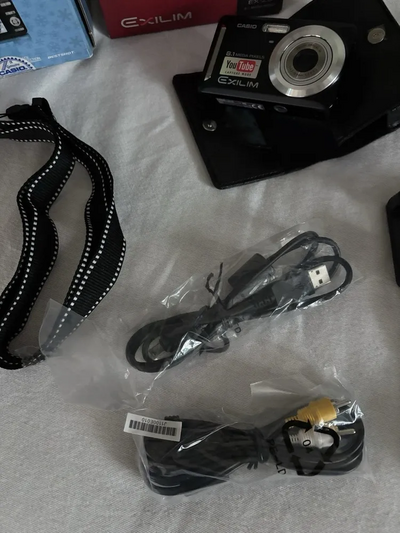 Casio Zoom EX-Z9 Image