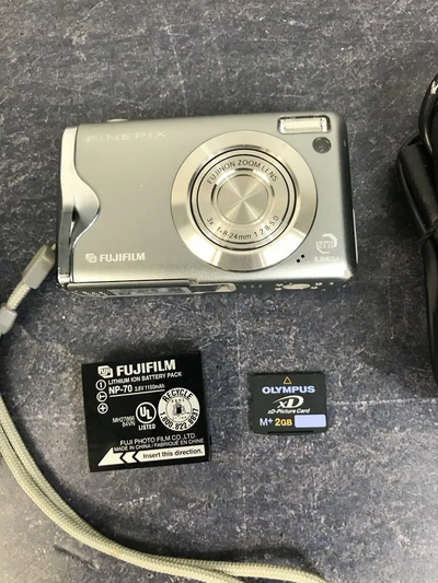 Fuji F20 Image