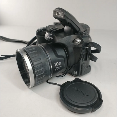 Fuji FinePix S5200 Image