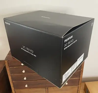 Fujifilm X-S10 XF18-55mm Kit - Black Image