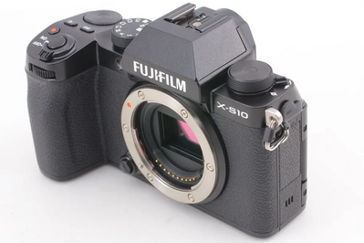 Fujifilm X-S10 XF18-55mm Kit - Black Image