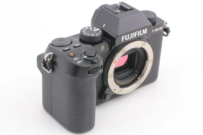 Fujifilm X-S10 XF18-55mm Kit - Black Image