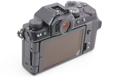 Fujifilm X-S10 XF18-55mm Kit - Black Image
