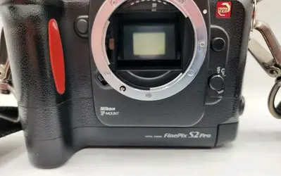 Fujifilm S2 Pro Image