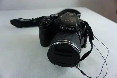Fujifilm FinePix S8200 Image