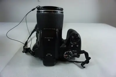 Fujifilm FinePix S8200 Image