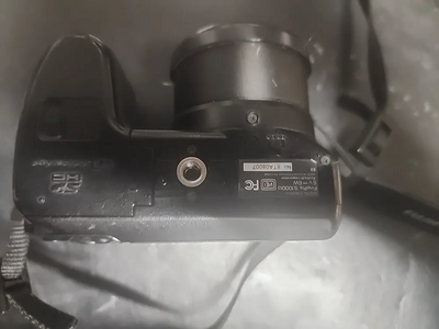 Fujifilm S1000fd Image