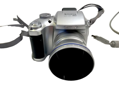Fujifilm S304 Zoom Image