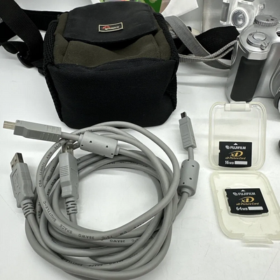 Fujifilm FinePix 3800 Image