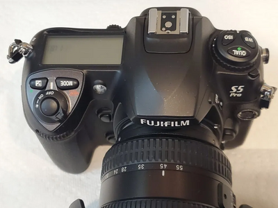 Fujifilm S5 Pro Image