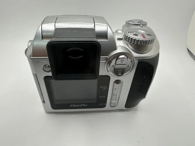 Fujifilm S3000 Image