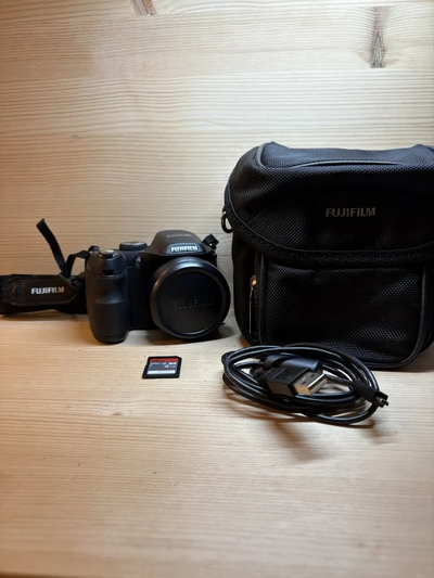 Fujifilm S2100HD Image
