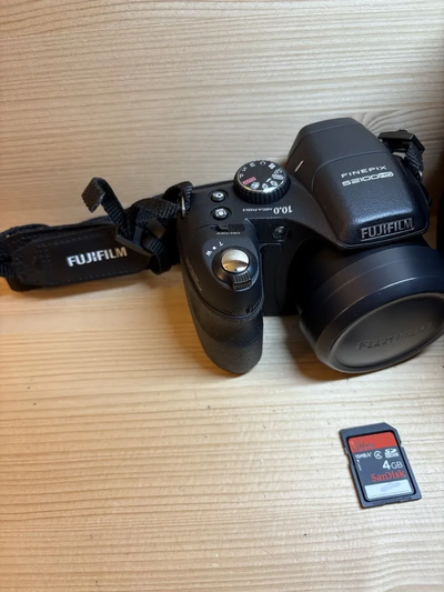 Fujifilm S2100HD Image