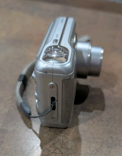 Fujifilm A850 Image