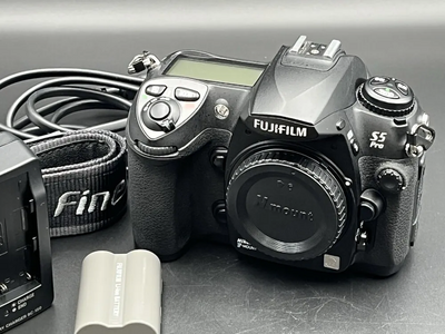 Fujifilm S5 Pro Image