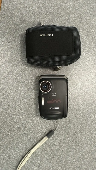 Fujifilm Z33 WP Image
