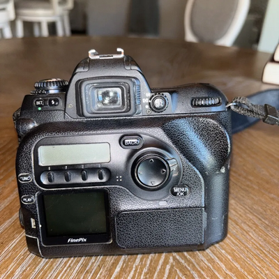 Fujifilm S2 Pro Image