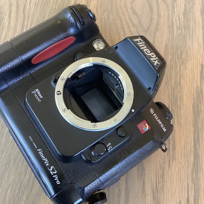 Fujifilm S2 Pro Image