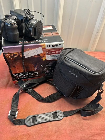 Fujifilm S3200 Image