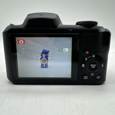 Fujifilm FinePix S8600 Image