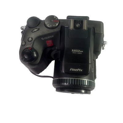 Fujifilm FinePix S602 Zoom Image