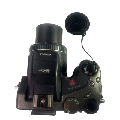 Fujifilm FinePix S602 Zoom Image