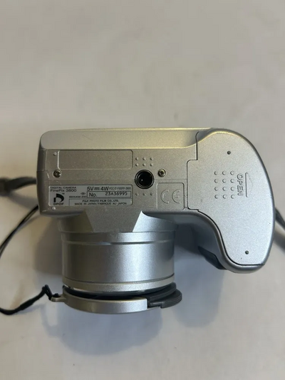 Fujifilm FinePix3800 Image