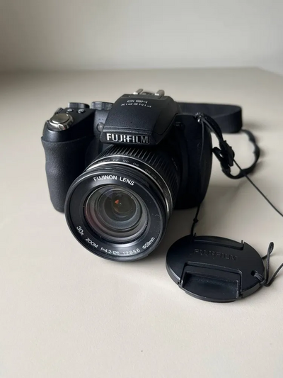Fujifilm HS10 Image